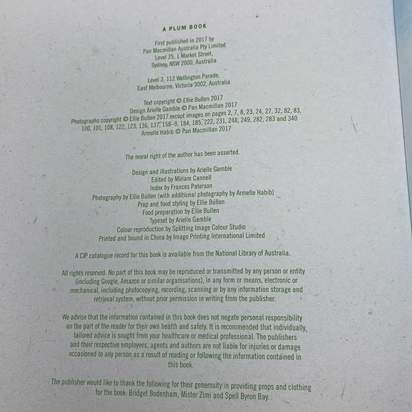 ELSA'S WHOLESOME LIFE by Ellie Bullen Papercover Book 100 Vegan Recipes - Picture 8 of 12